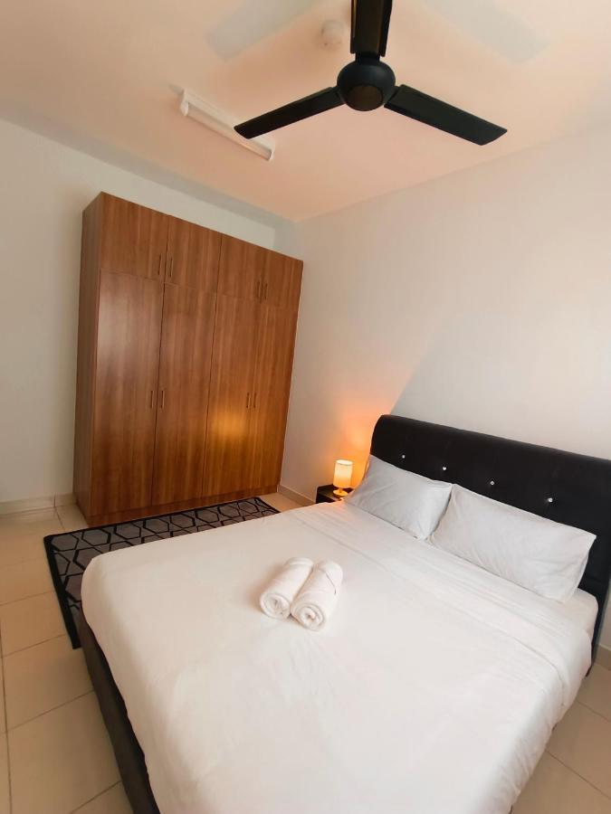 Klia Airport Homestay 10 Sepang Extérieur photo